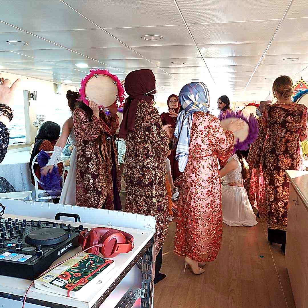 Teknede Kına Organizasyonu