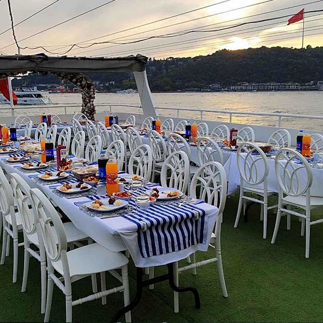 Teknede Şirket Yemeği Nerede ve Nasıl Yapılır?